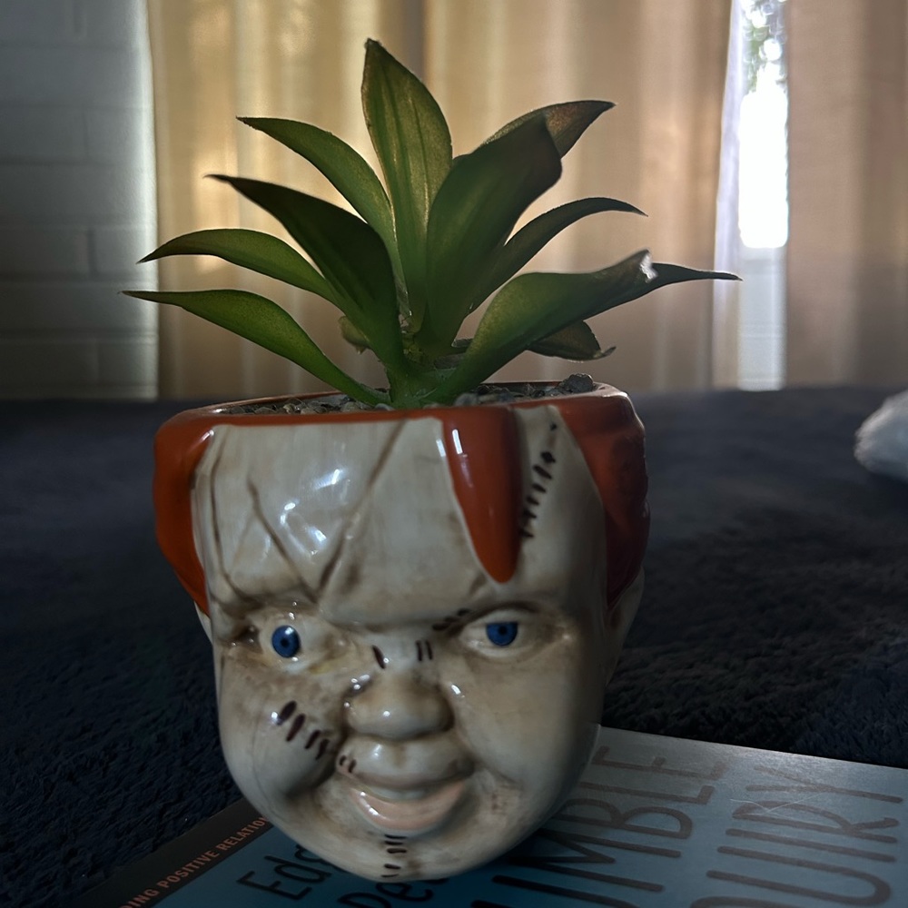 Chucky Face Planter